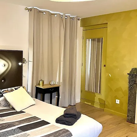 Junior Layon - Maison Bossoreil 3* أنجير