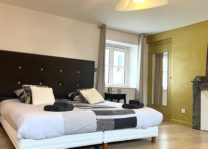 Junior Layon - Maison Bossoreil 게스트하우스