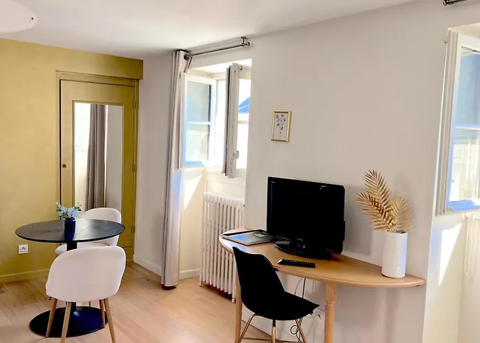 Junior Layon - Maison Bossoreil 앙제